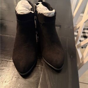 Elegant Black Ankle Booties